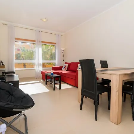 15min Walk To Cabanas Center, Pool, Wifi, Bbq And Air-conditioning * Фару